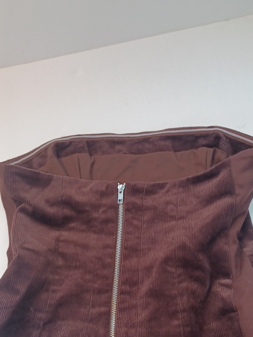 STAUD Brown Corduroy Woodgrain Strapless Bustier Top Sz.L. NWT! - Picture 4 of 7